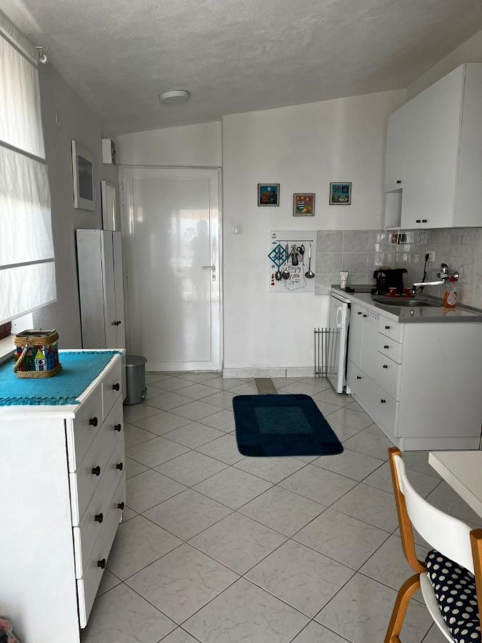 Apartments Milicevic Рогозница Екстериор снимка