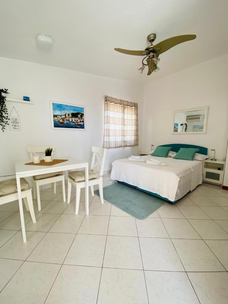 Apartments Milicevic Рогозница Екстериор снимка